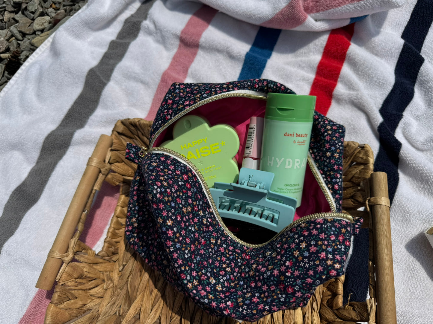 Reclaimed Vintage Fabric Makeup Bag